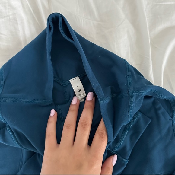 Lululemon Align Joggers - Picture 2 of 3